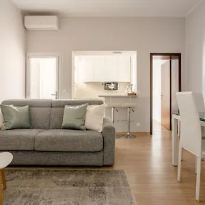Centro Storico - Stazione A 500m Strategico Elegant Loft , Padova Italy