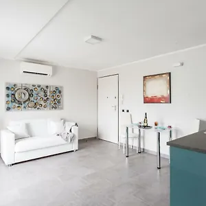 Apartment Penthouse 41 In Trastevere With Big Terrace, Rome