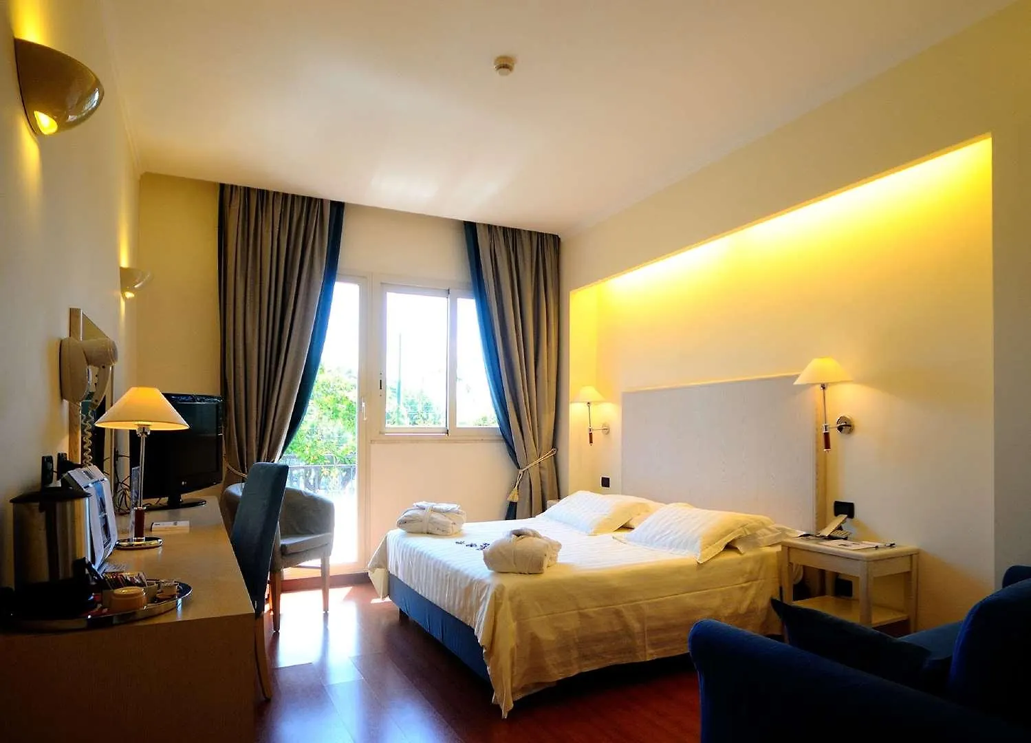 Best Western Hotel Globus Rome 3*,  Italy