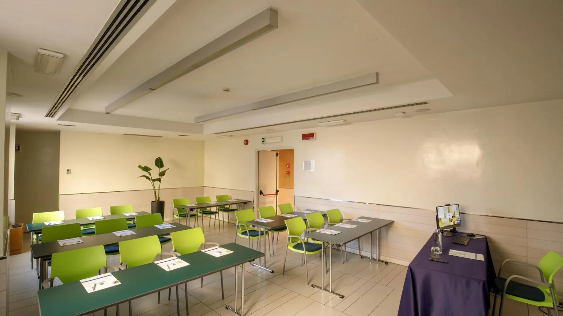 Best Western Hotel Globus Rom 3*,